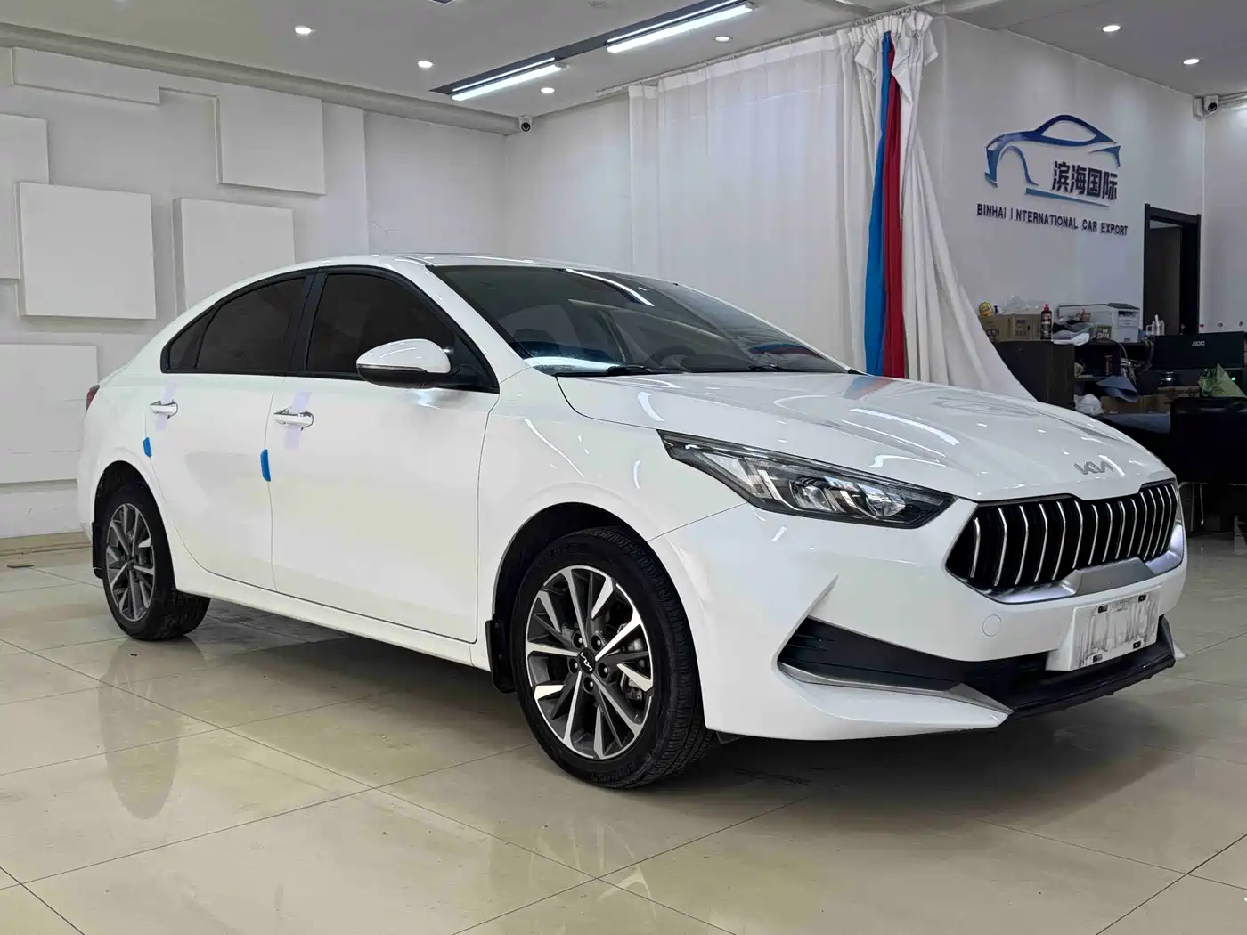 Kia K3 2021 1.5L CVT Fashion Edition фото 3