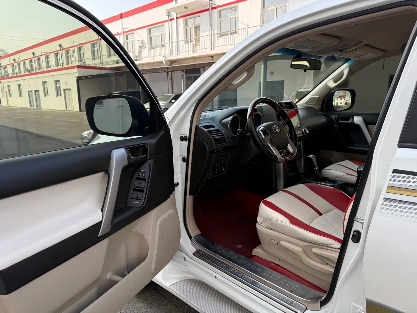 Toyota Prado (Import) 2010 2.7L Automatic Standard фото 8