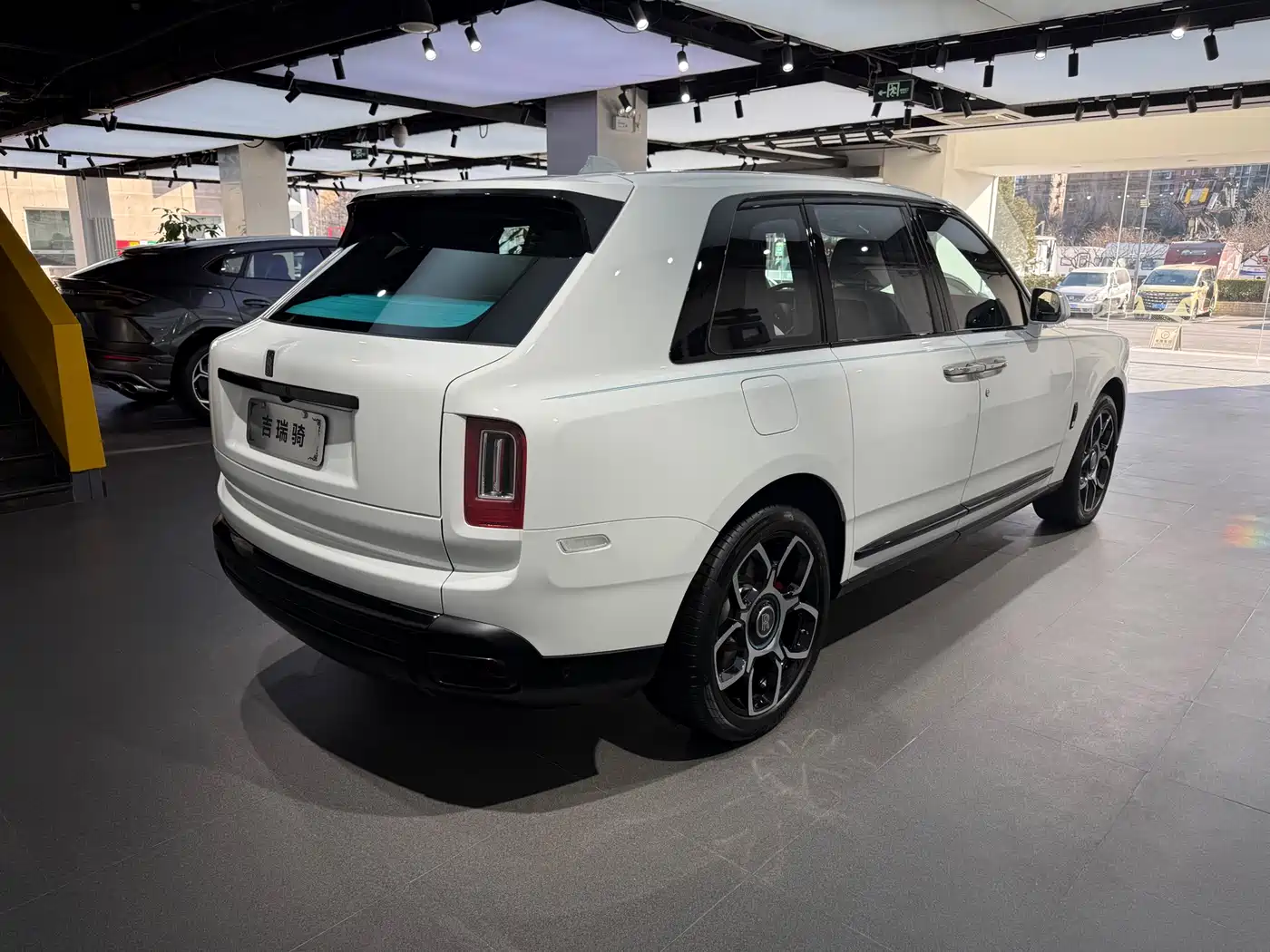 ROLLS-ROYCE CULLINAN