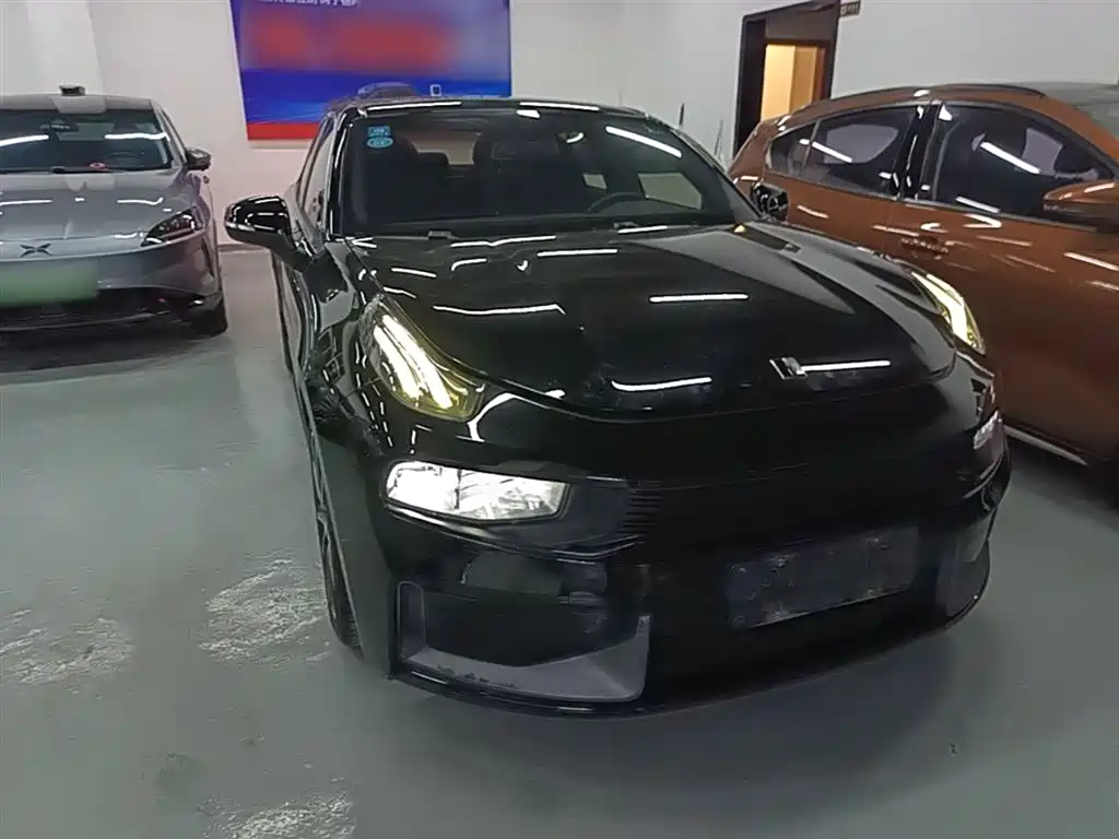 Lynk & Co 03 2019 2.0TD Auto Power Version фото 4