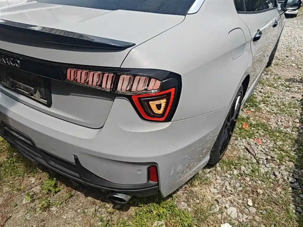 Lynk & Co 03 2018 1.5TD DCT Power Pro Version China V фото 8