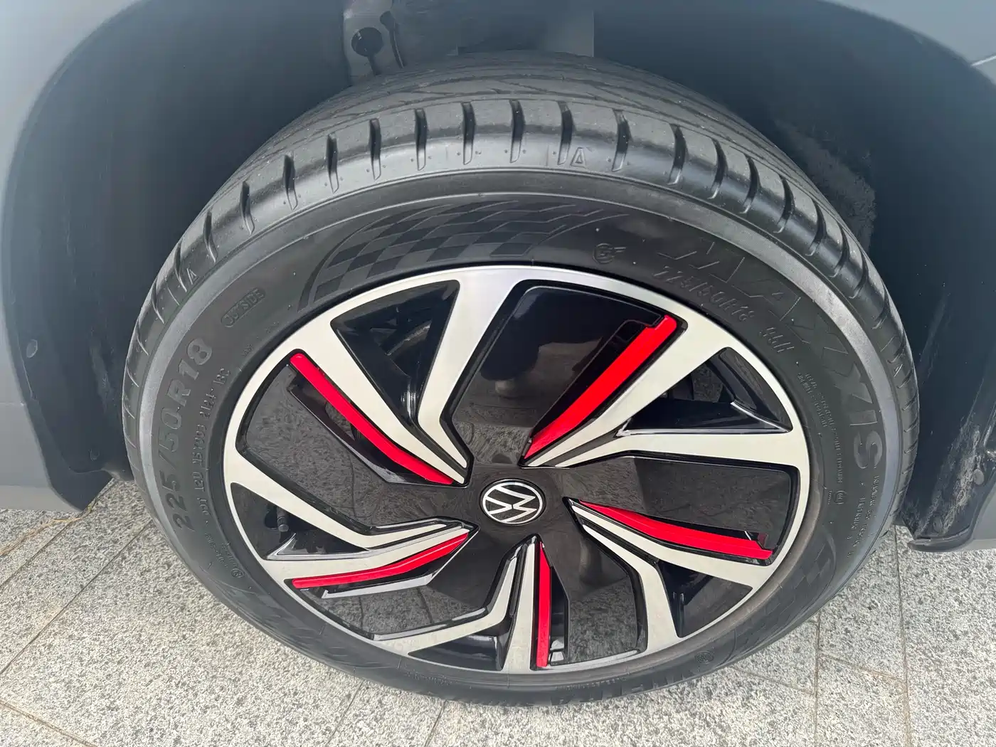 Volkswagen Tharu 2024 300TSI 2WD Moon Premium Edition фото 17