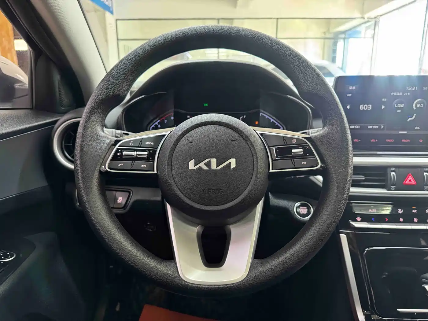 Kia K3 2021 1.5L CVT Fashion Edition фото 15