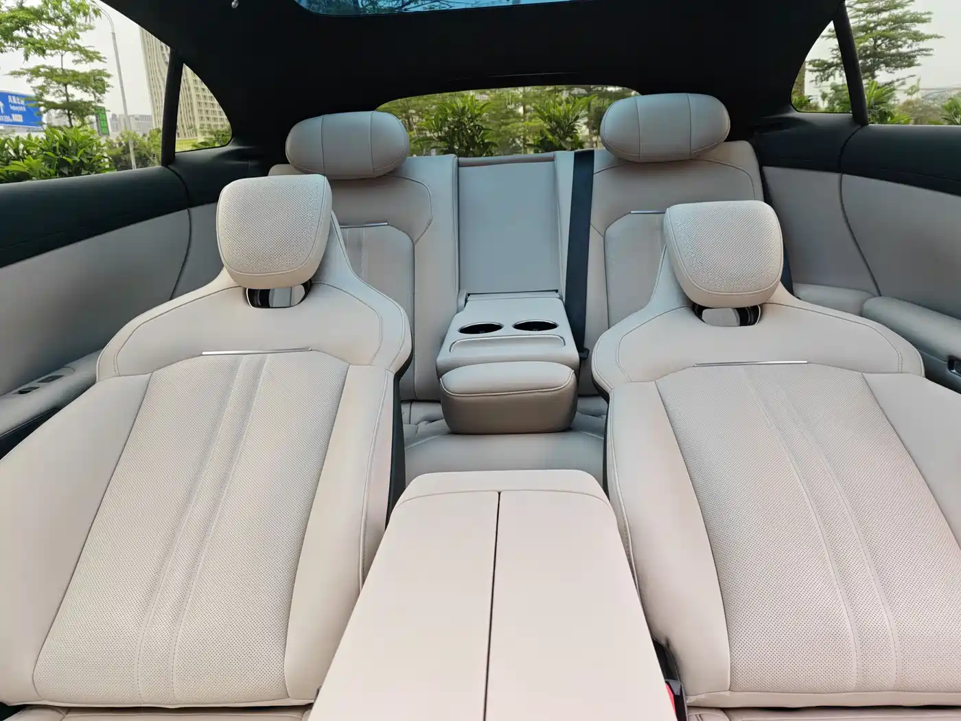 Xiaomi Auto Xiaomi YU7 2025 Ultra Long Range High Performance AWD Max Edition фото 24