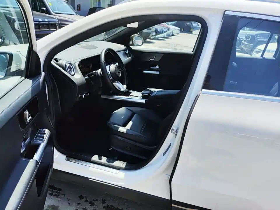 Mercedes-Benz GLA 2024 2024 GLA 220