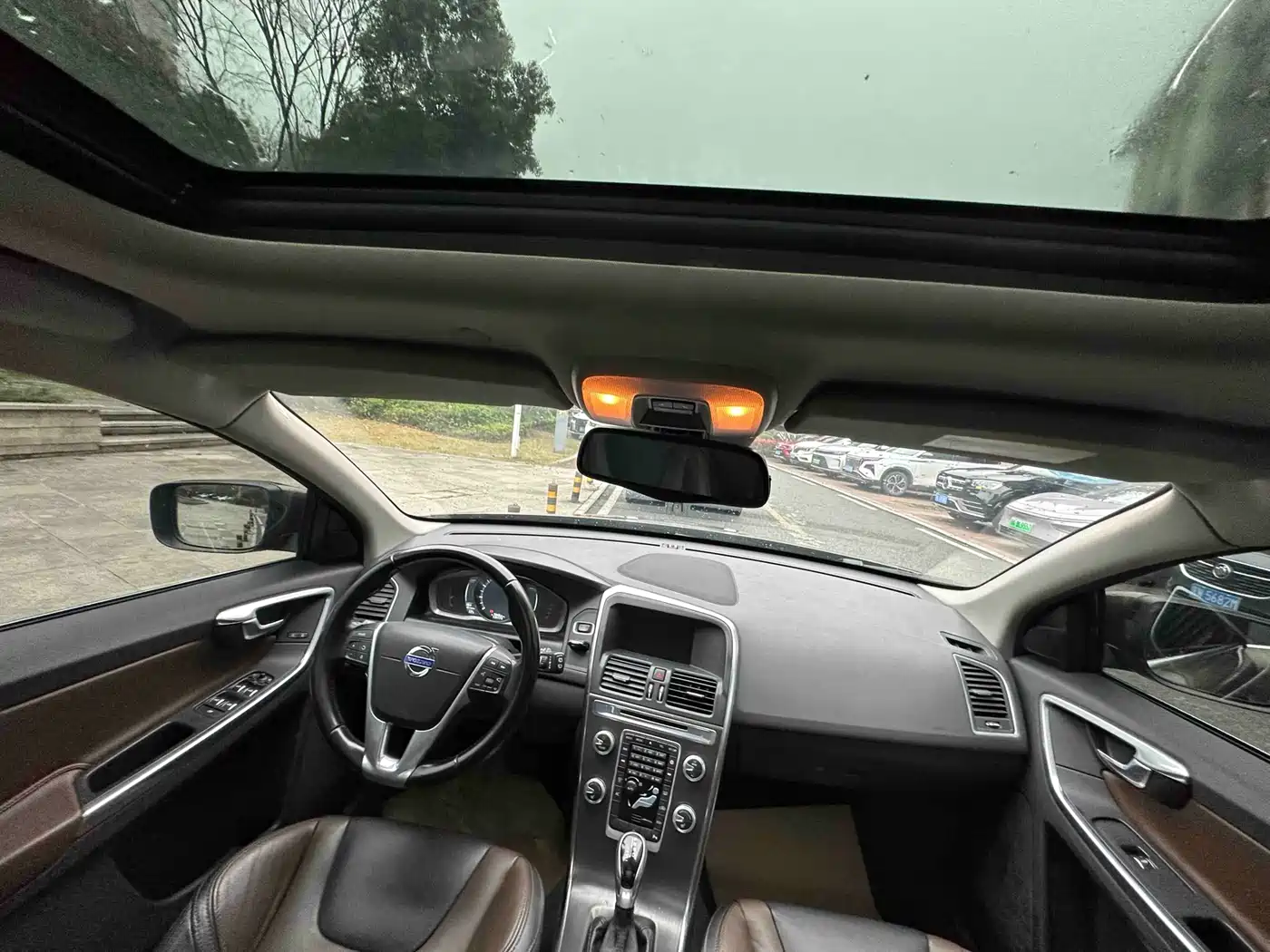 Фото 7 - Volvo XC60