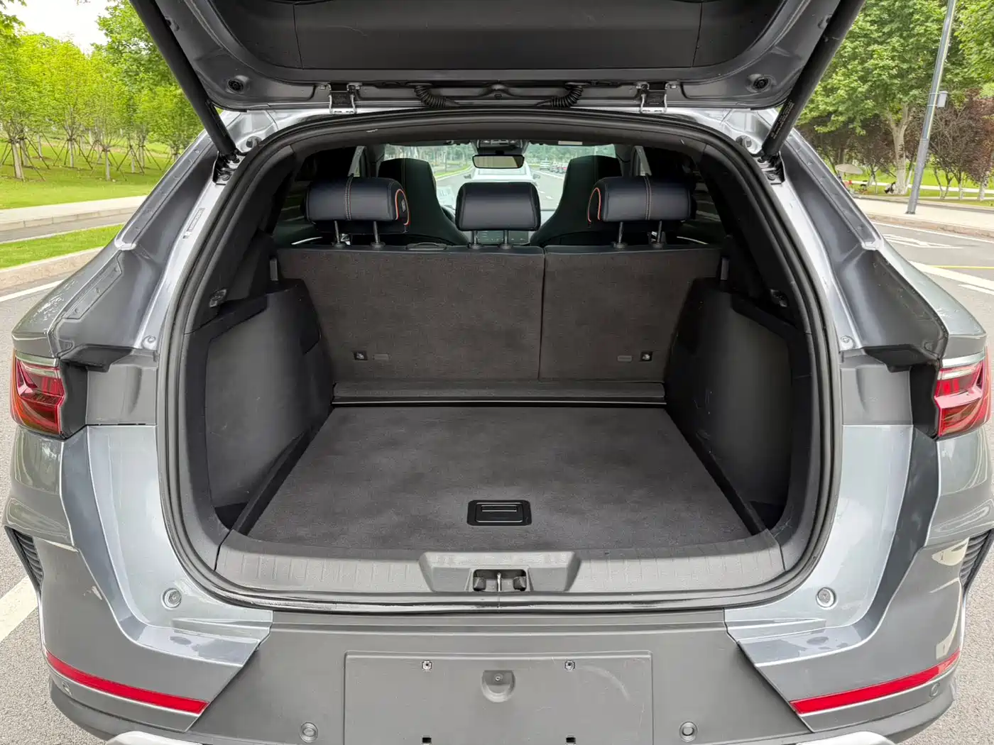 BYD Song PLUS PHEV 2021 DM-i 110KM Flagship фото 8
