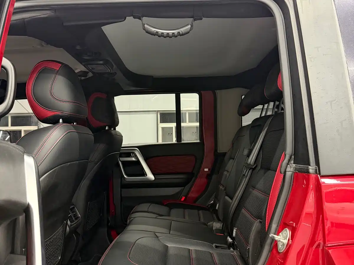 BAIC ORV Beijing Offroad BJ40 2019 PLUS 2.3T Automatic 4WD Luxury Edition China VI фото 4