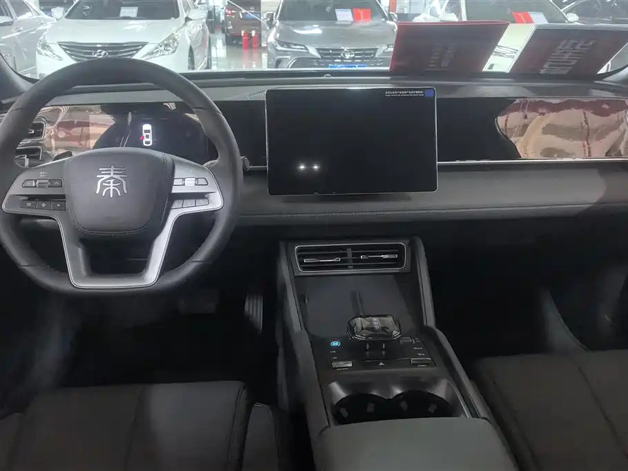 BYD Qin L 2025 DM-i Smart Drive Edition 80KM Leading фото 13