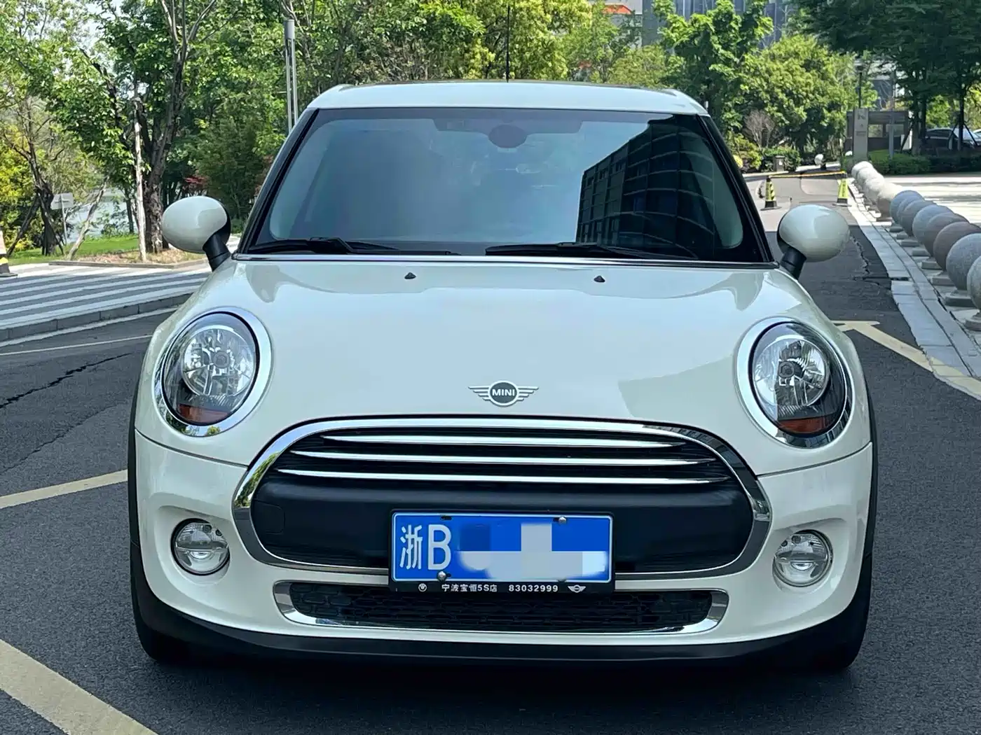 MINI 2018 1.5T ONE PLUS 5-Door фото 2