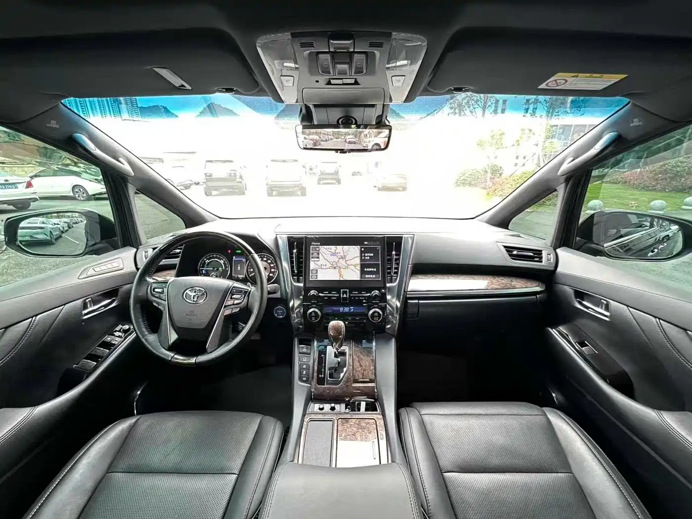 Toyota Alphard 2021 Hybrid 2.5L Premium фото 11