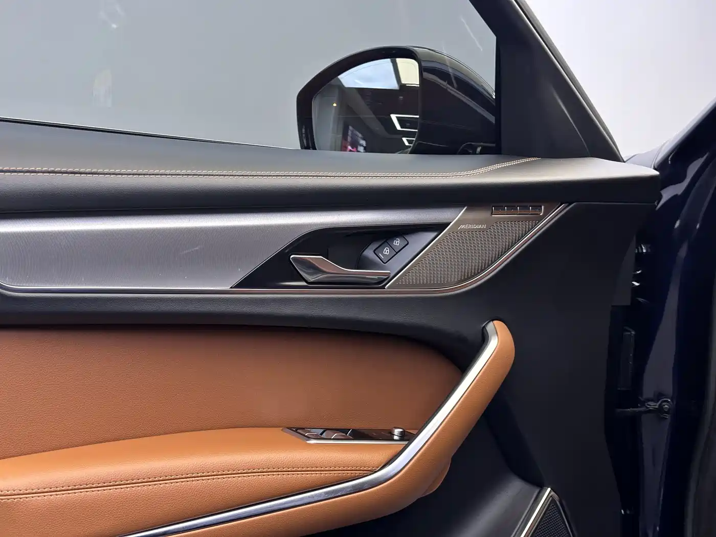 Jaguar F-PACE 2021 340PS R-Dynamic SE фото 18
