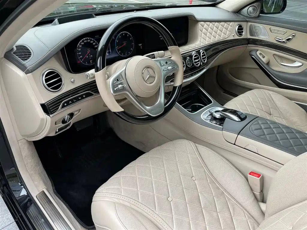 Mercedes-Benz Maybach S-Class 2018 Model S 680 фото 9