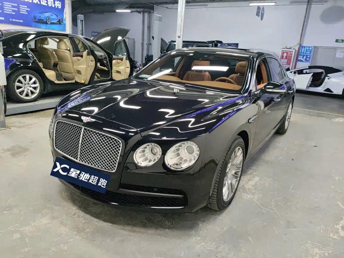 Bentley Flying Spur 2017 4.0T V8 Standard Edition