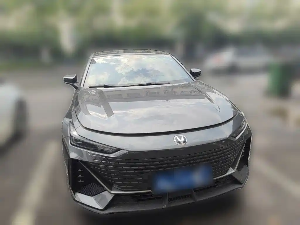 Changan UNI-V 2022 2022 1.5T Premium Model