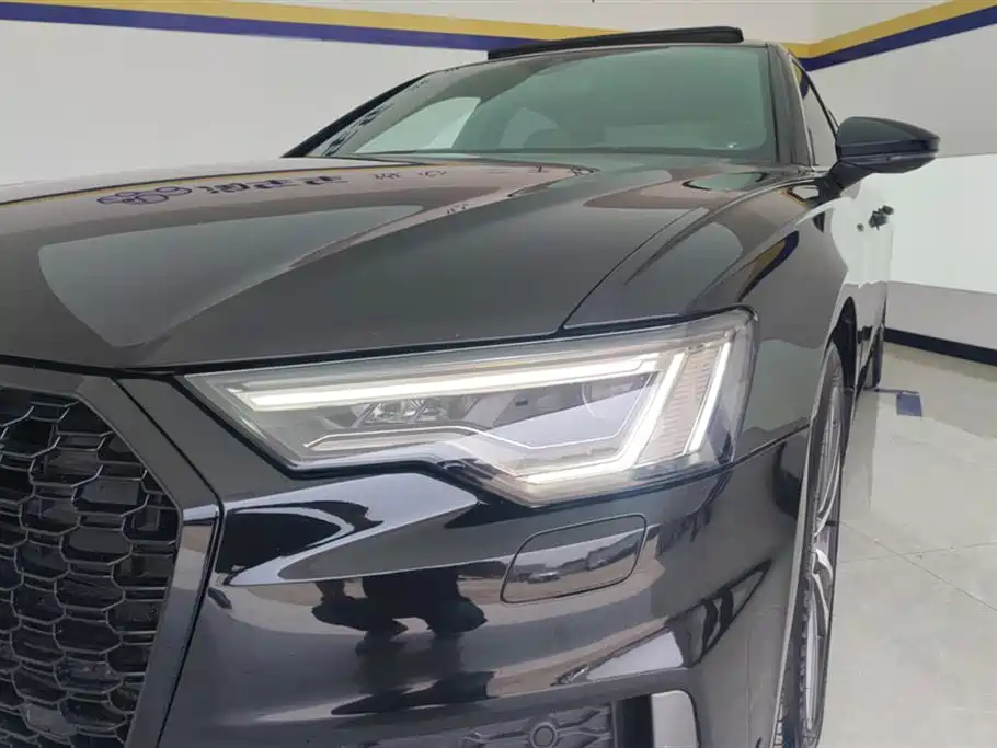 Audi A6L 2021 40 TFSI Luxury Sport фото 5