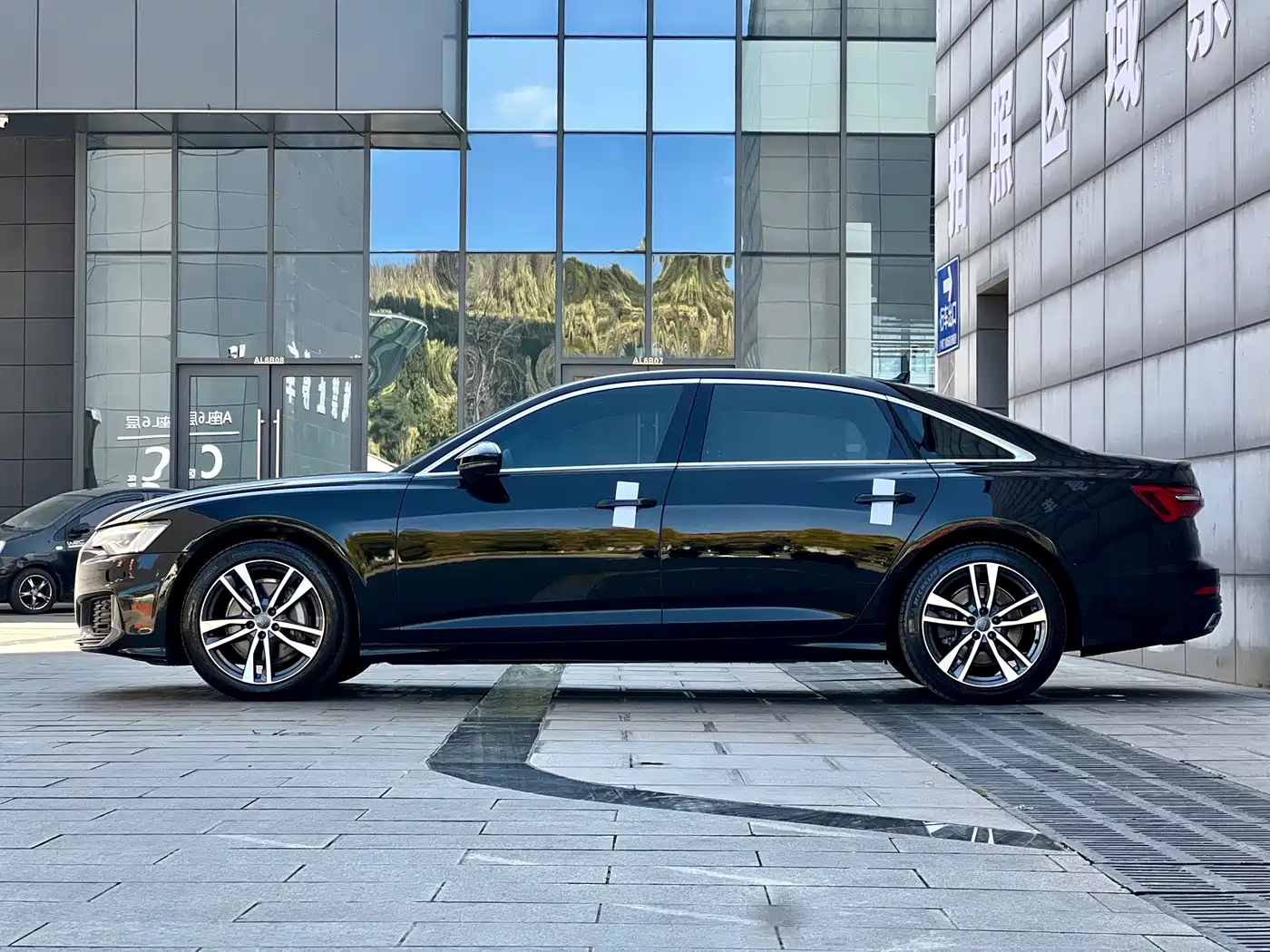 Audi A6L 2020 40 TFSI Luxury Dynamic фото 10