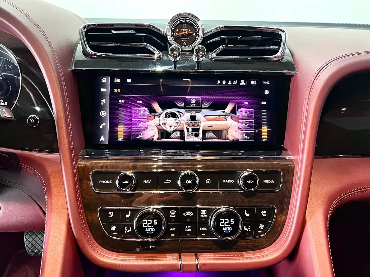 Bentley Bentayga Hybrid 2021 2021 3.0T PHEV