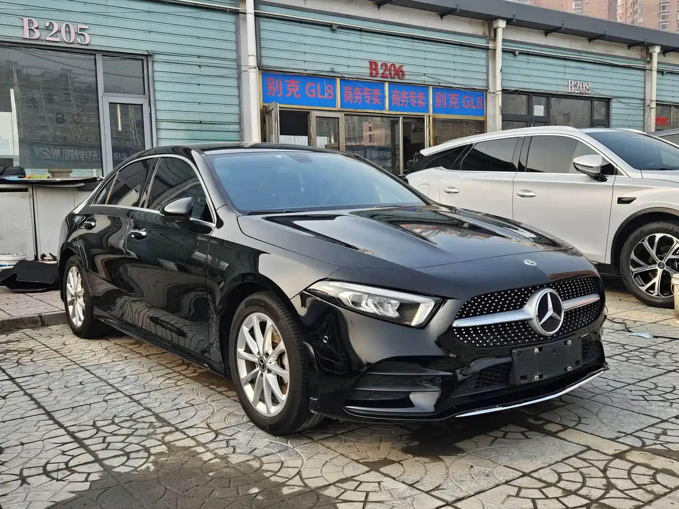 Mercedes-Benz A-Class 2020 Facelift A 200 L Sport Sedan Fashion фото 2