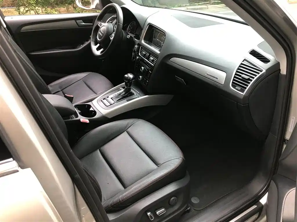 Audi Q5 2015 40 TFSI Progressive фото 8