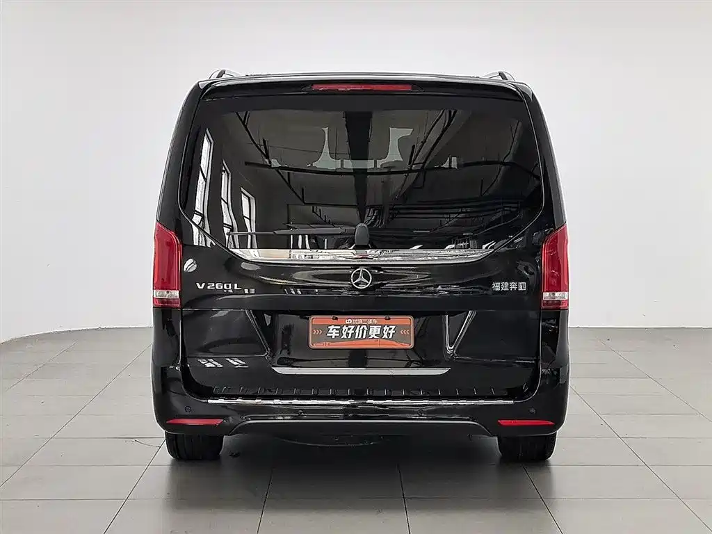 Mercedes-Benz V-Class 2021 V 260 L Long Wheelbase Luxury Edition фото 4