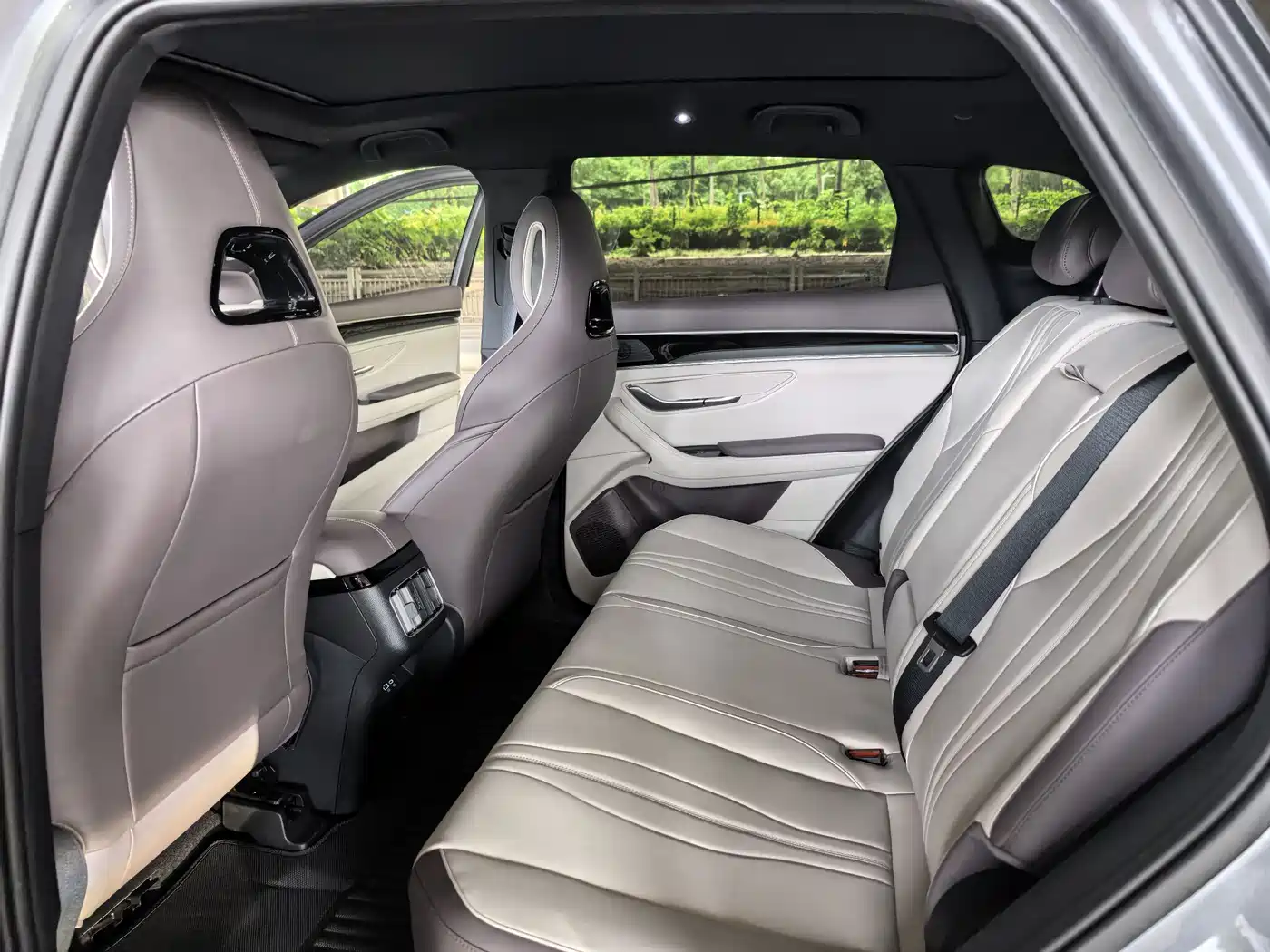 BYD Song PLUS PHEV 2025 DM-i Smart Driving Edition 112KM Honor фото 5