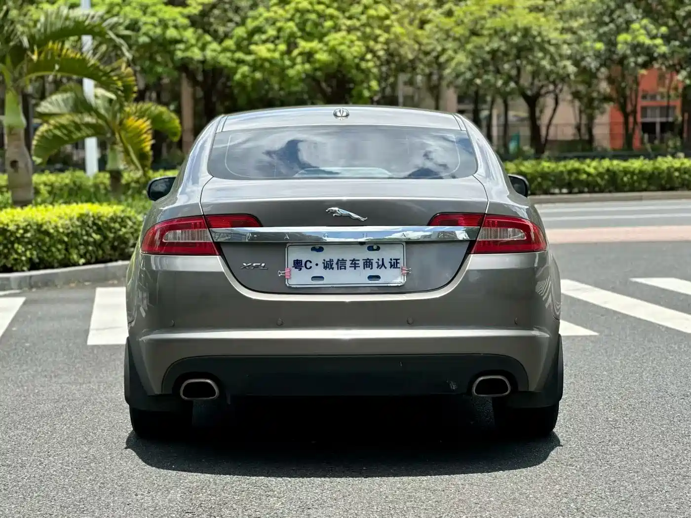 Jaguar XF 2010 2009 Model XF 3.0L V6 Luxury Edition