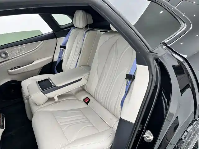 ZEEKR EXTREME KRYPTON 001