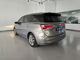 Photo 5 - Buick GL6