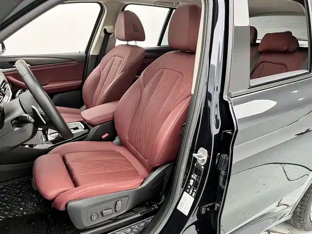 BMW X3 2023 xDrive30i Leading M Night Package фото 15