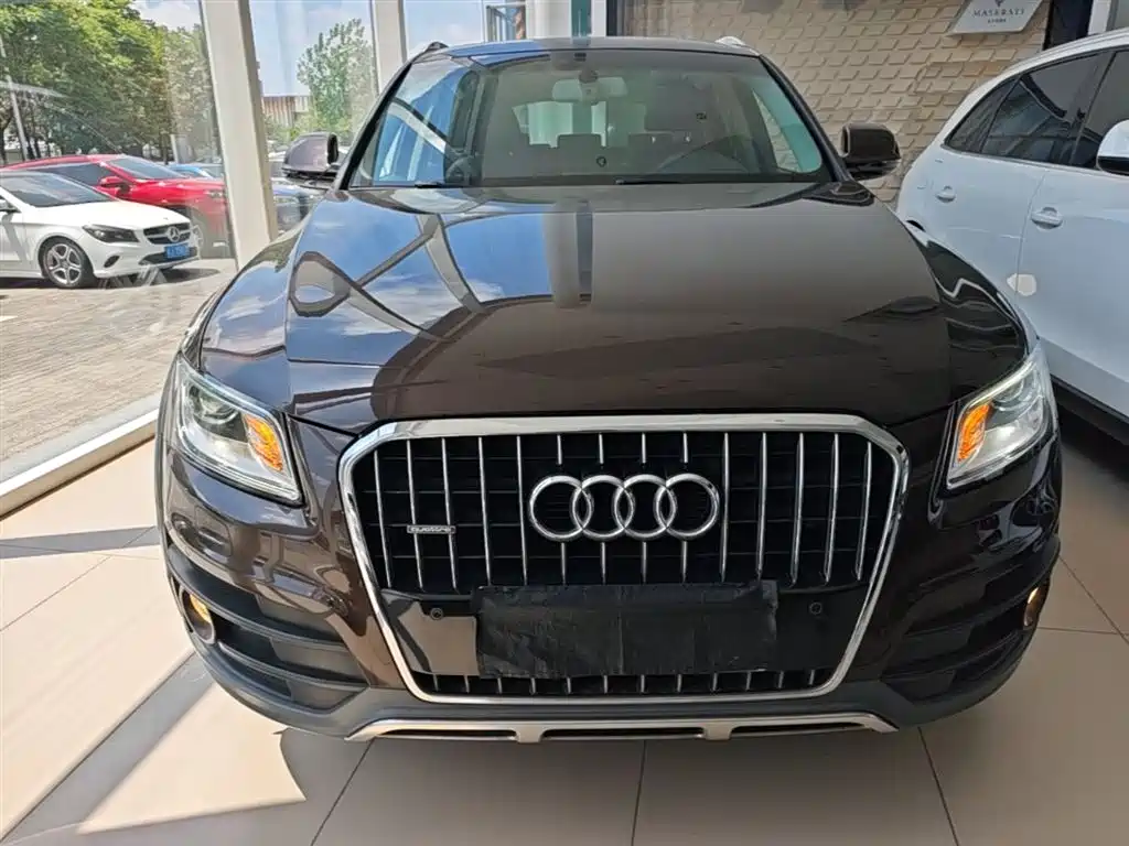 Audi Q5 2017 Plus 40 TFSI Technology фото 3