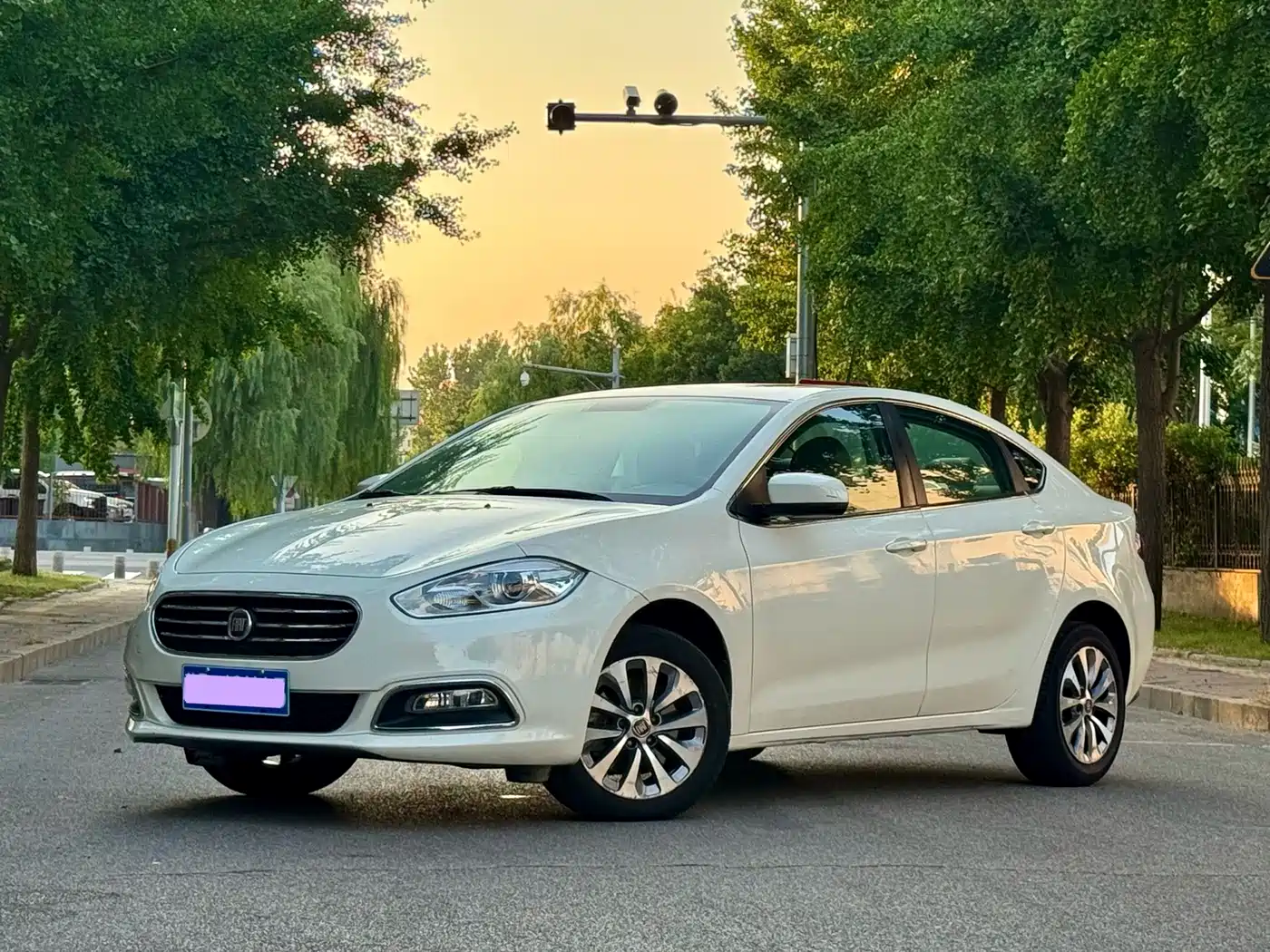 Fiat Viaggio 2013 2012 1.4T Auto Power Edition
