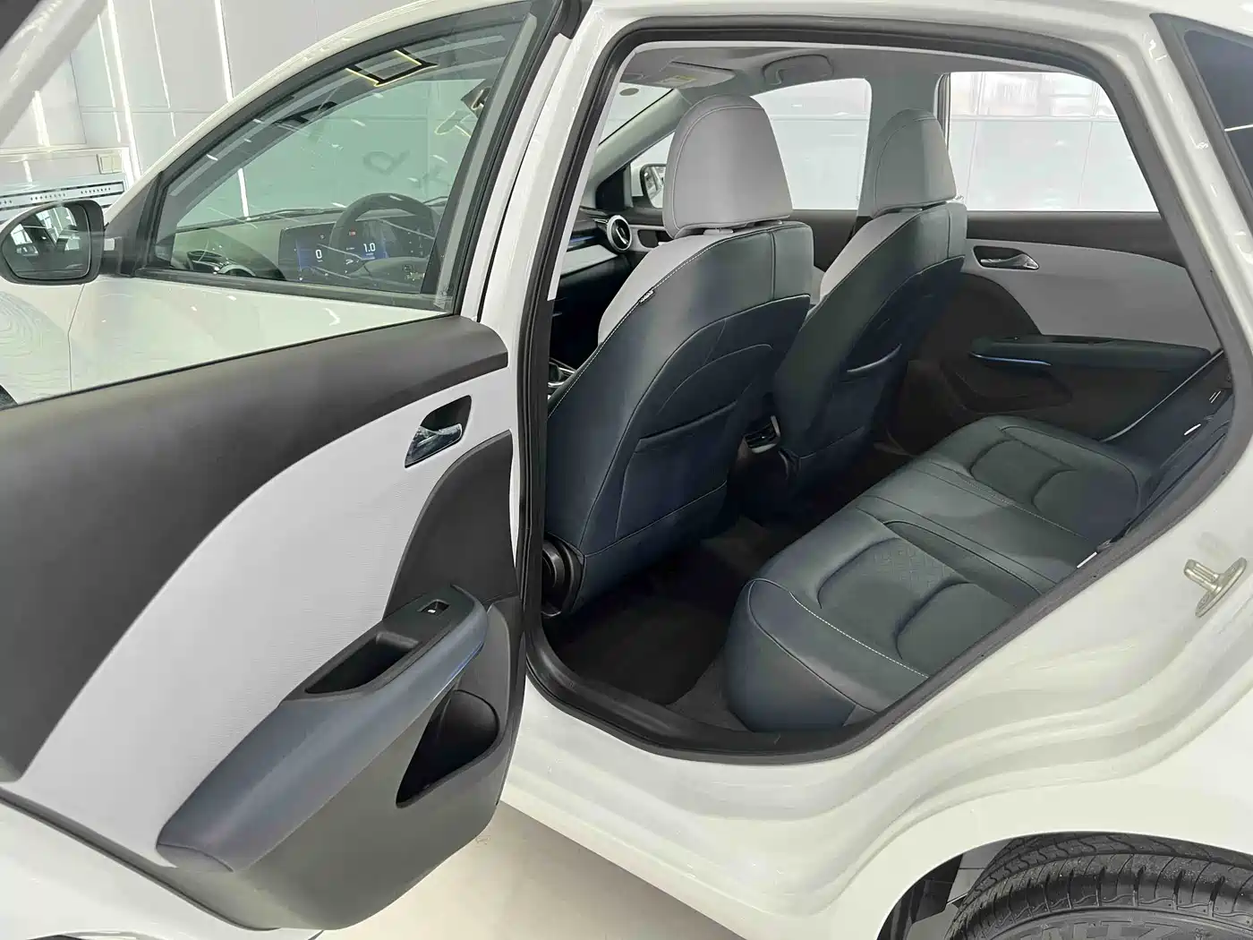 Chevrolet Monza 2023 1.5L Dual-Clutch Enjoyment Edition фото 14