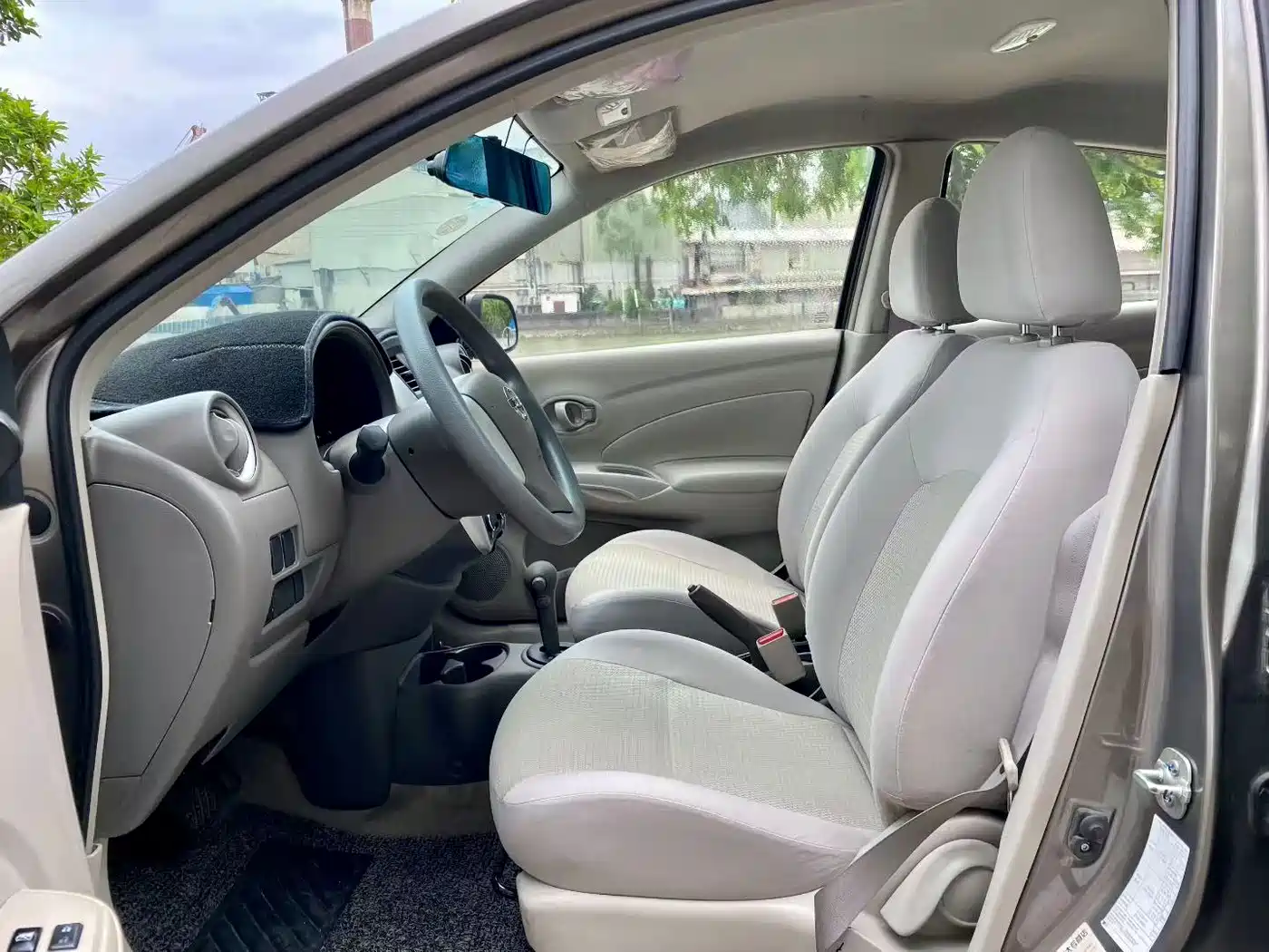 Nissan Sunny 2017 2015 1.5XE CVT Comfort