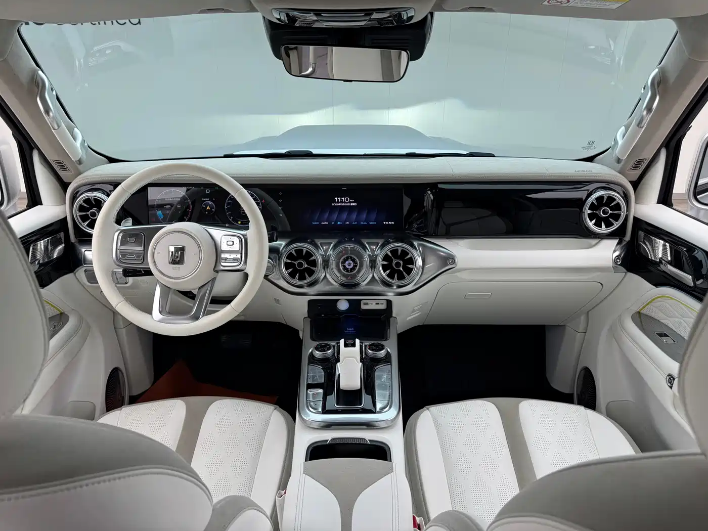 TANK CO CREATION TANK 300