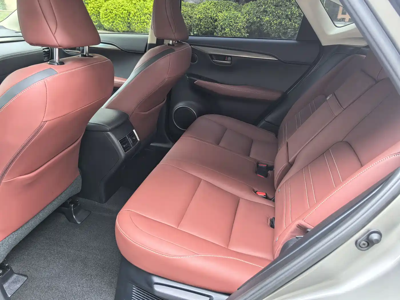 Lexus NX 2015 200t AWD F Sport фото 16