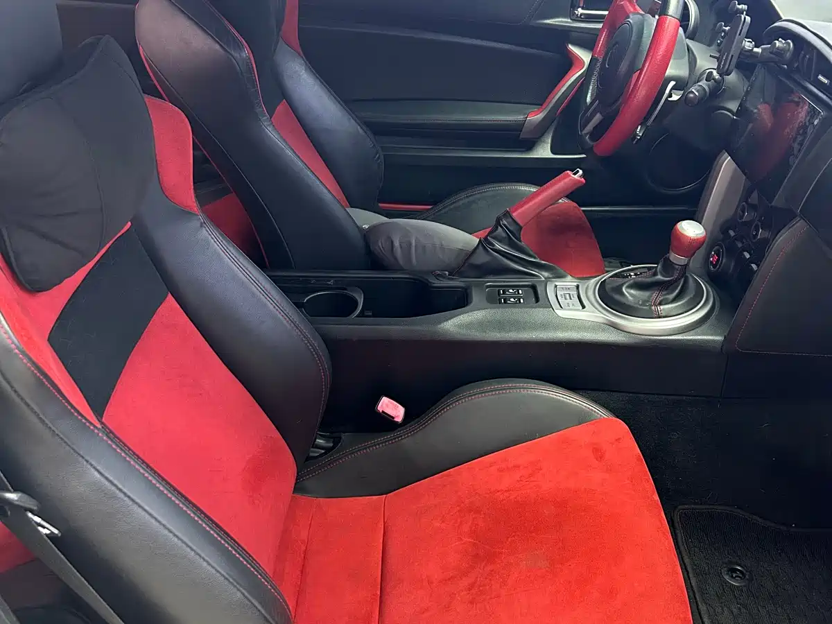 صورة 5 - Toyota 86