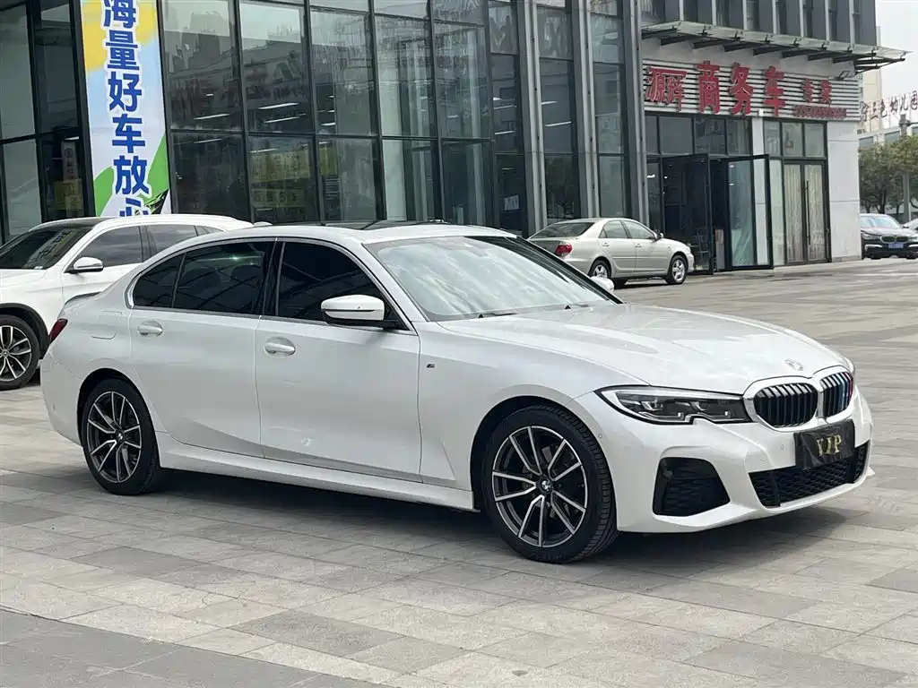 BMW 3 Series 2020 325Li M Sport Package фото 3