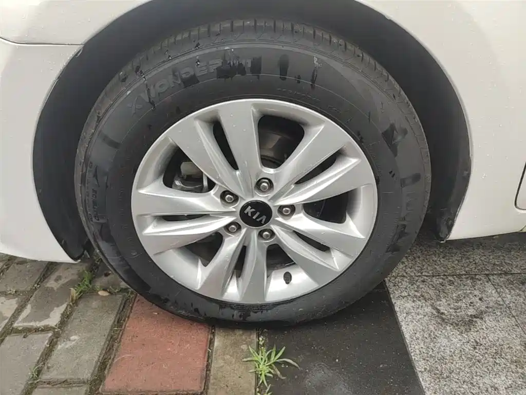 Kia K4 2014 1.8L Automatic GLS фото 23