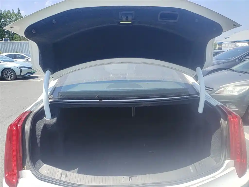 Cadillac XTS 2015 28T Comfort фото 19