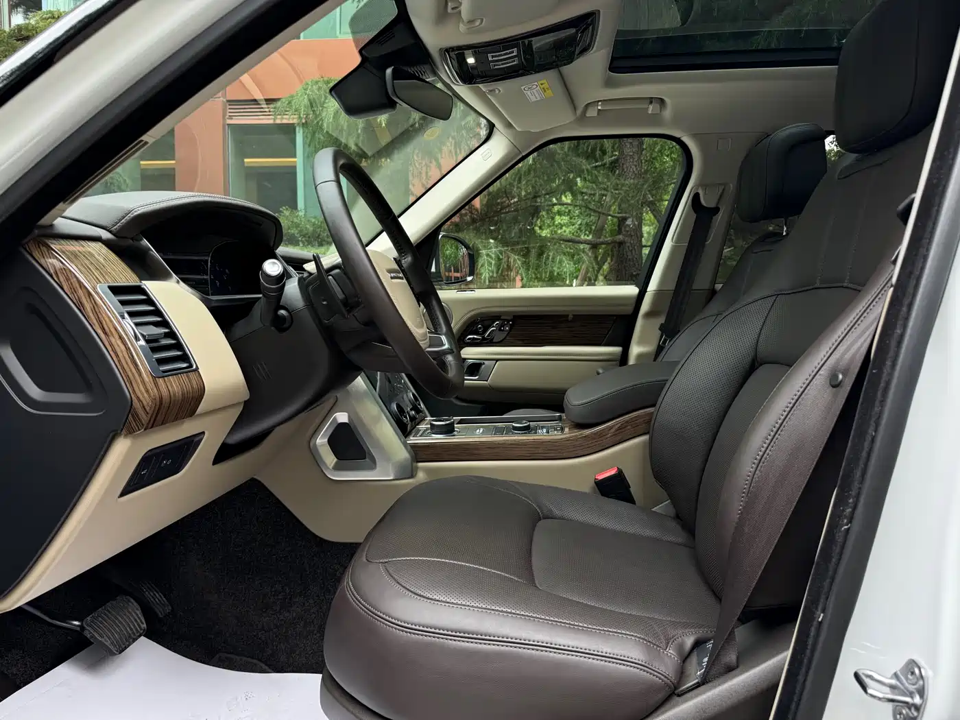 Land Rover Range Rover 2019 3.0 SCV6 Heritage Edition фото 12