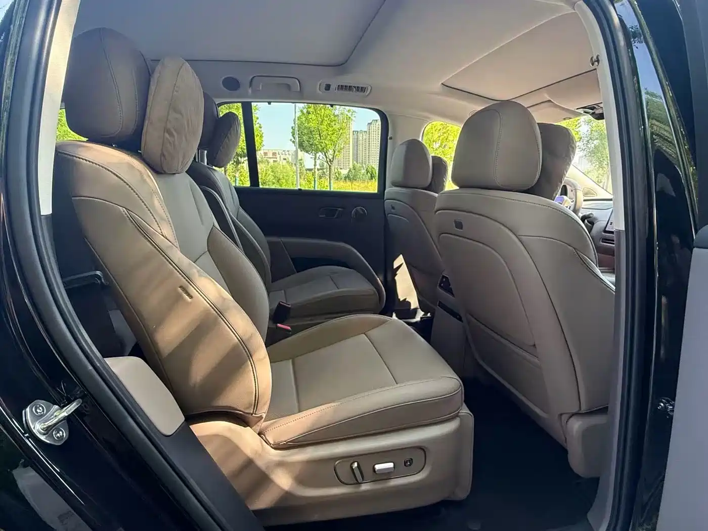 Li Auto Li i8 2026 2025 Standard Edition