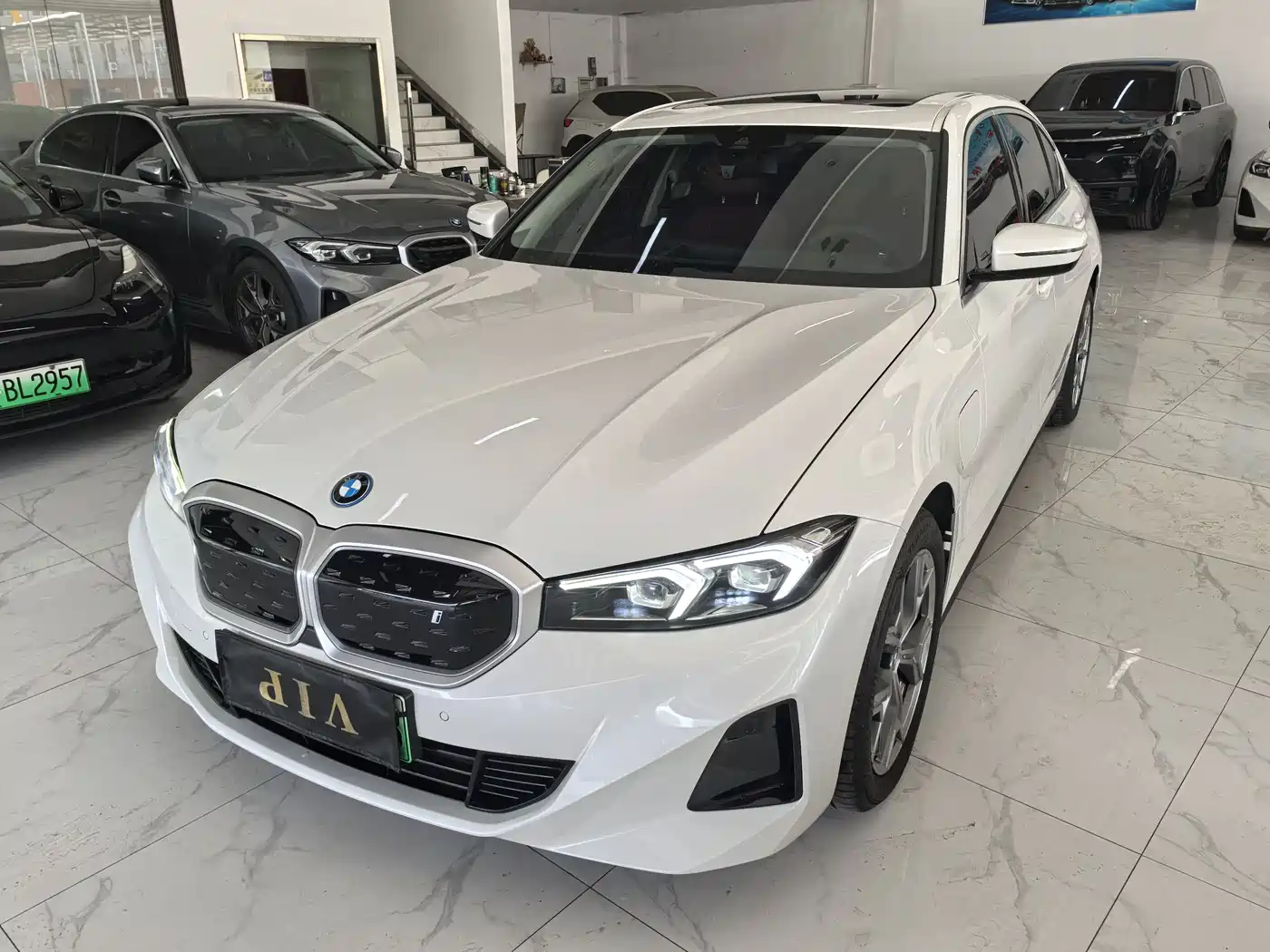 BMW i3 2024 eDrive 35 L