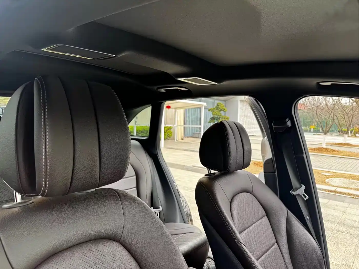 Mercedes-Benz GLC 2020 GLC 260 L 4MATIC Luxury фото 12