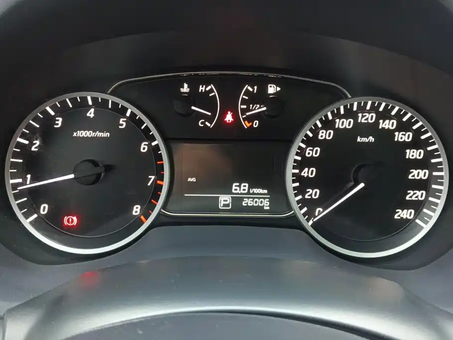 Фото 14 - Nissan Sylphy