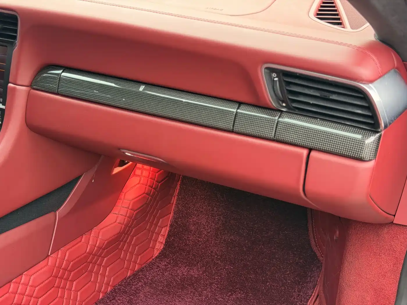 Porsche 911 2012 Carrera 3.4L фото 7
