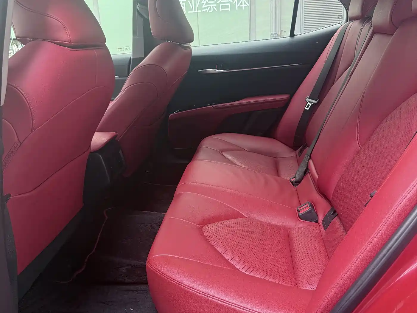 Toyota Camry 2018 2.5S Trend Edition фото 7