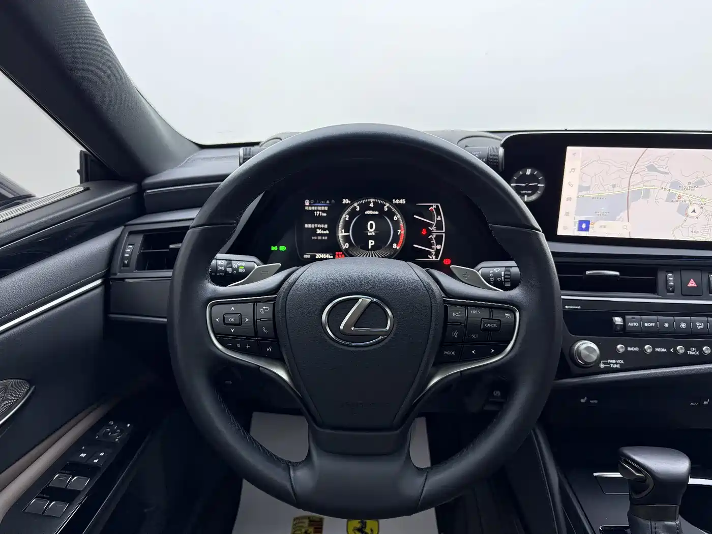 Lexus ES 2023 200 Excellence Edition фото 5