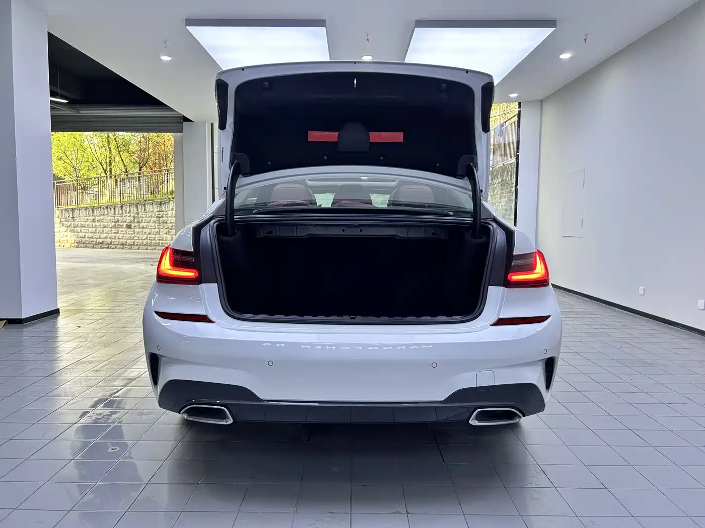 BMW 3 Series 2021 320Li M Sport Package фото 6