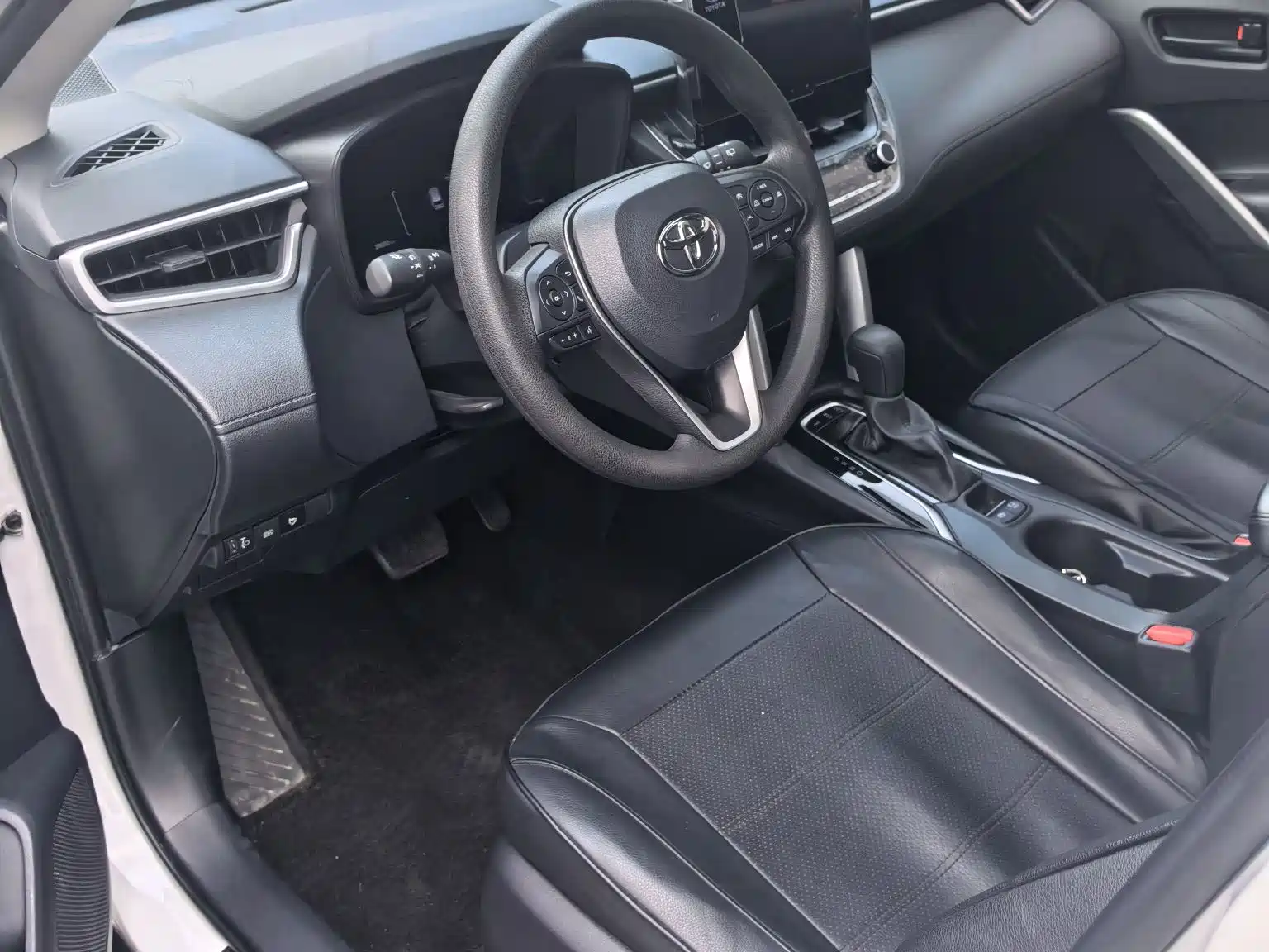 Photo 12 - Toyota Frontlander